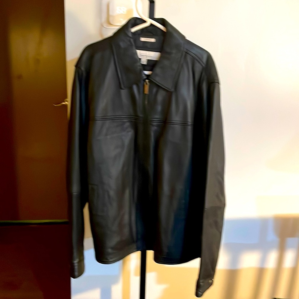 Perry Ellis Mens Lambskin coat.  May have been worn twice. No stains or tears.